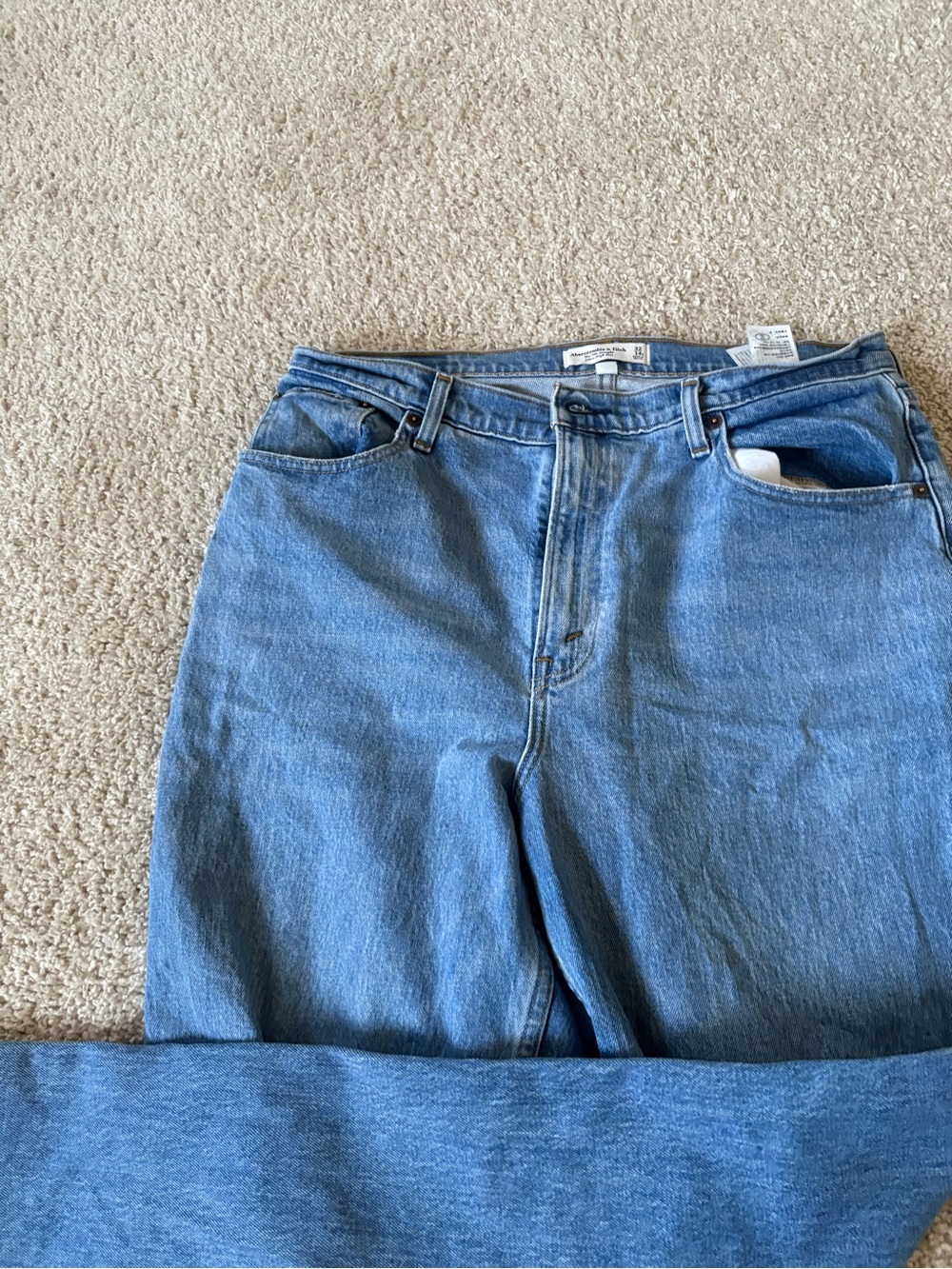 Abercrombie & Fitch 90’s Straight Ultra High Rise curve love 32/14
